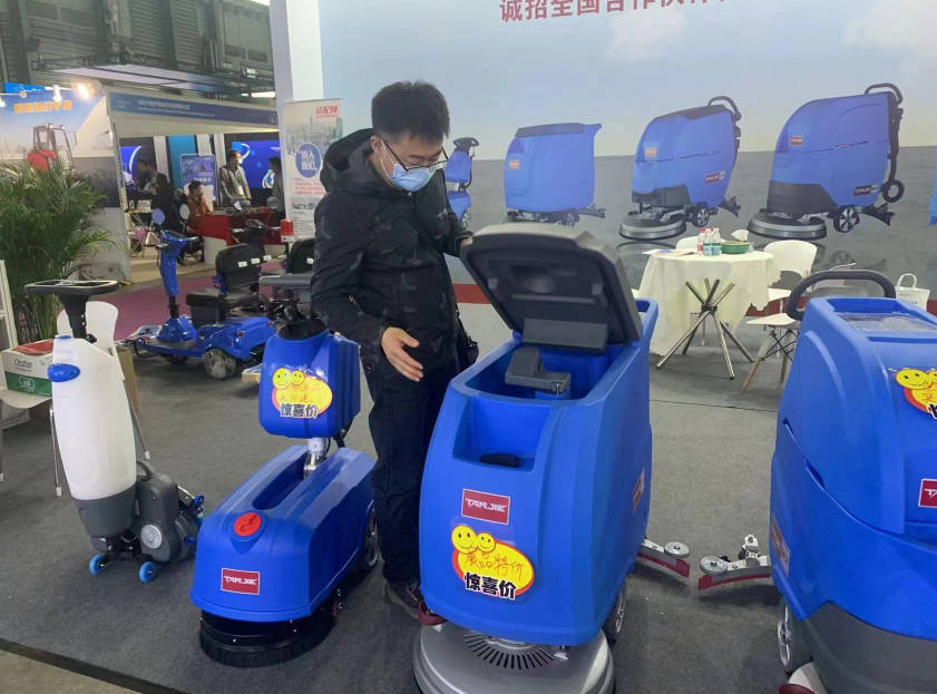 漯河坦洁洗地机公司致力于电动洗地机的生产、销售和服务百家